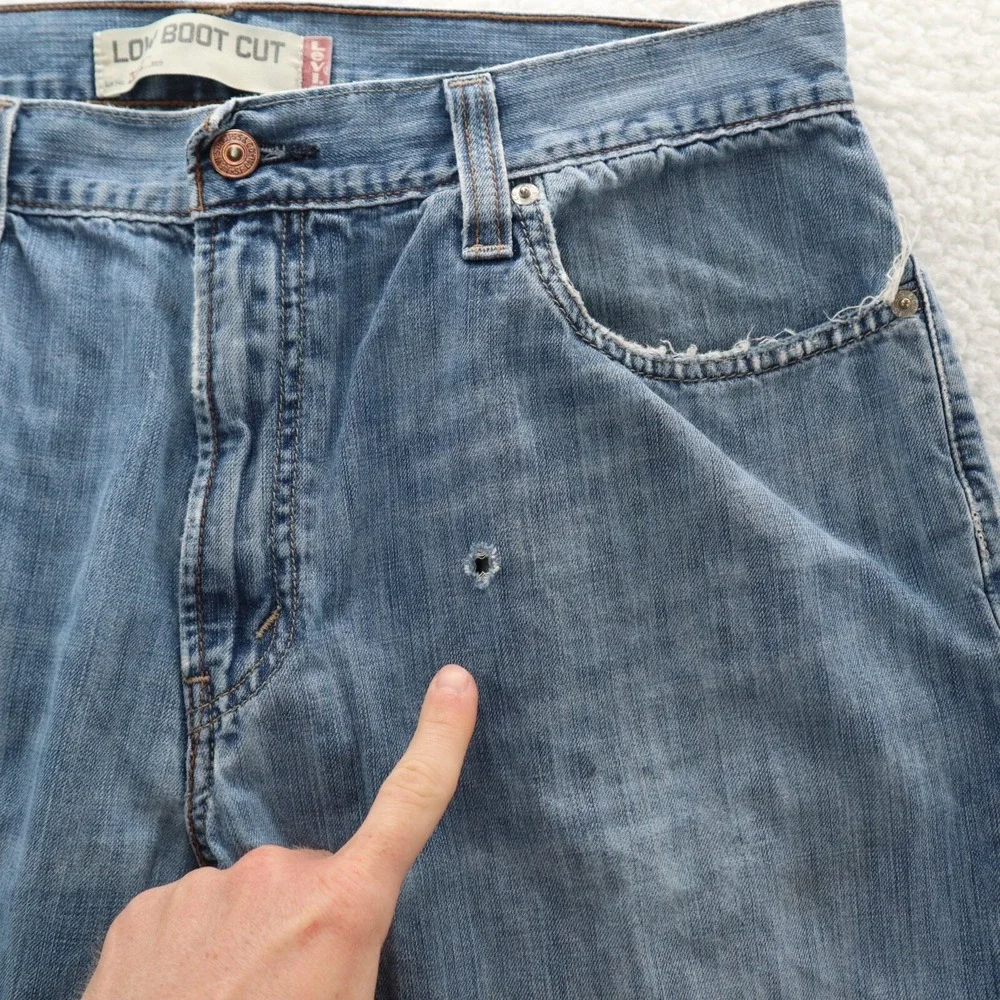 Levis Jeans Mens 36x34 Blue 527 Boot Cut Distressed Denim Cowboy Grunge Y2K